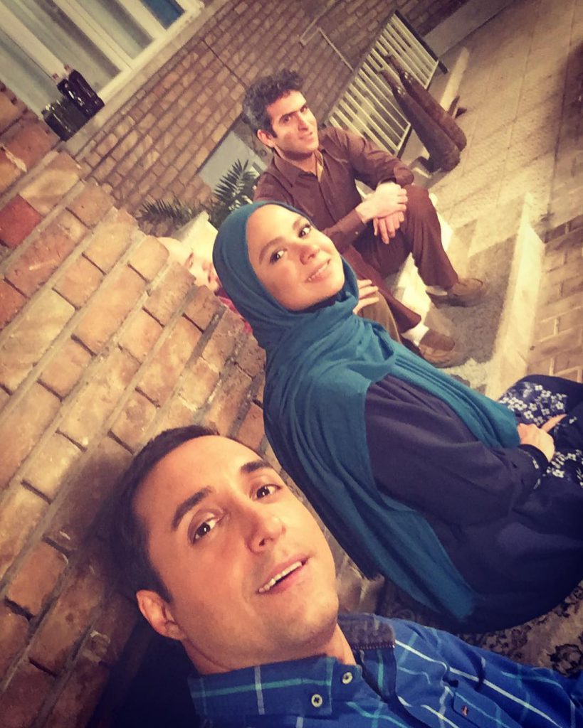 بیوگرافی نیلوفر هوشمند