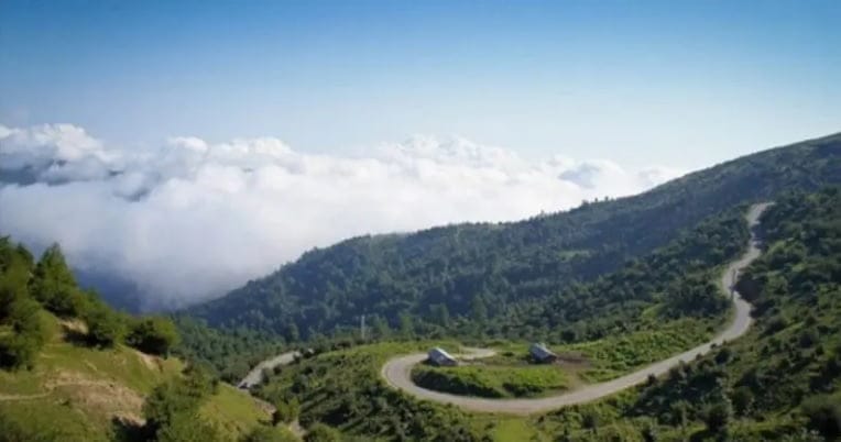 معرفی 20 جاده زیبا در ایران؛ نگاهی به زیباترین جاده های ایران با تصاویر 11 جاده روستای فیلبند