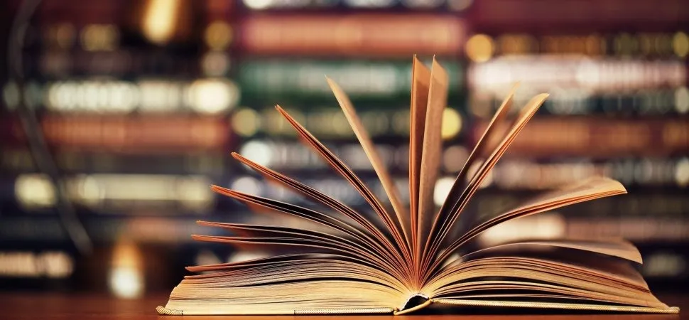 سخن بزرگان درباره کتاب