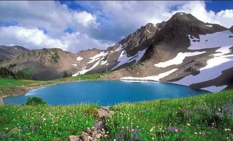 مکان های دیدنی ارومیه؛ از پیست اسکی تا بازار تاریخی، دریاچه ها و پارک ملی سه سو 7 دریاچه مارمیشو: یکی از زیباترین دریاچههای ارومیه