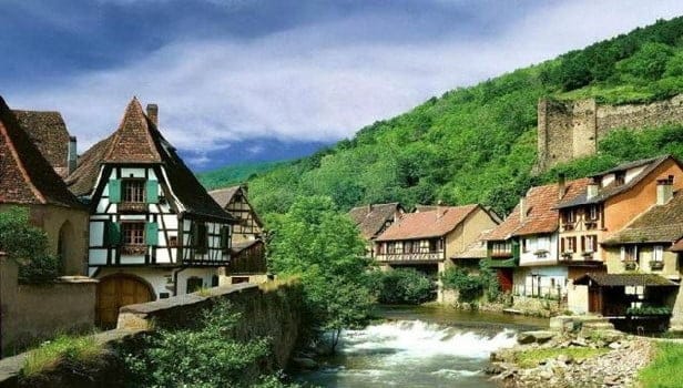 زندگی در فرانسه چگونه است؟ مزایا+معایب 2 مزایای زندگی در فرانسه