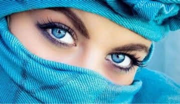 جملات انگلیسی برای چشم رنگی ها و تبریک روز چشم رنگی جملات انگلیسی برای چشم رنگی