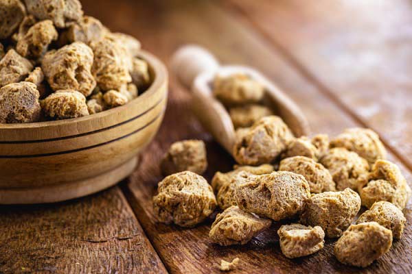 مواد غذایی تقویت کننده مغز؛ 10 خوراکی و مواد غذایی که مغز را قوی تر می کنند 9 سویا برای کاهش خطر ابتلا به بیماریهای مرتبط با زوال شناختی