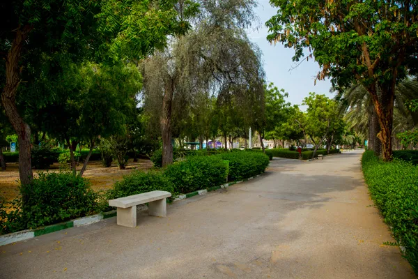 دیدنی های بندرعباس؛ راهنمای سفر و مکان های تفریحی و گردشگری بندرعباس زیبا 12 دیدنی های بندرعباس؛ راهنمای سفر و مکان های تفریحی و گردشگری بندرعباس زیبا
