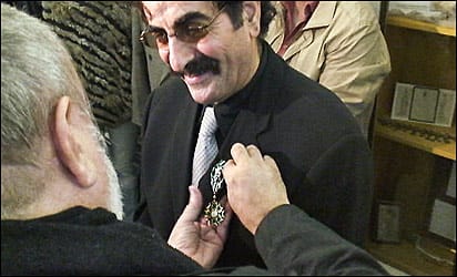 دریافت نشان شوالیه