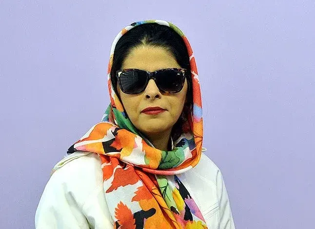 بیوگرافی مریم حیدرزاده / درباره زندگی شخصی، نابینایی و ماجرای سرقت آثارش 4 اولین فعالیتهای هنری