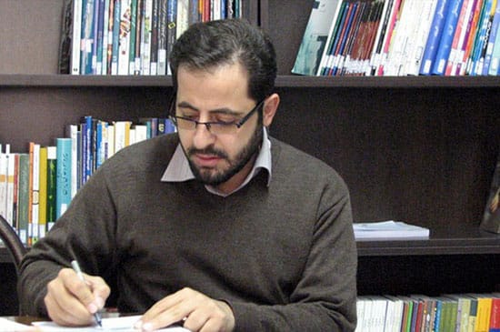 انتشار اولین کتاب شعر