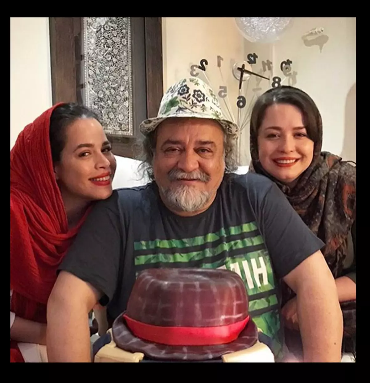 از زیر سایه پدر و مادر بیرون آمده‌ام