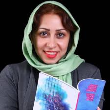 داستان های کوتاه عرفان نظر آهاری؛ ۱۰ داستان زیبا از نویسنده زن ایرانی 3 پرنده ای به رسالت مبعوث شد