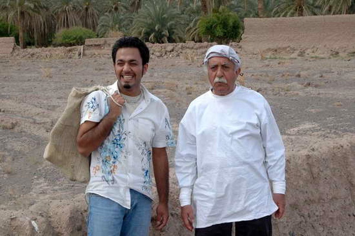 بیوگرافی صابر ابر / زندگی هنری، شخصی و نوشتن کتاب آشپزی 2 مینای شهر خاموش
