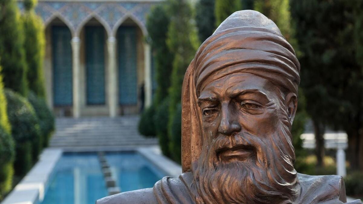 غزل شماره ۲۶ از غزلیات صائب تبریزی؛ تشنهٔ خون کرد مستی چشمِ فتّانِ ترا 2 تفسیر این شعر