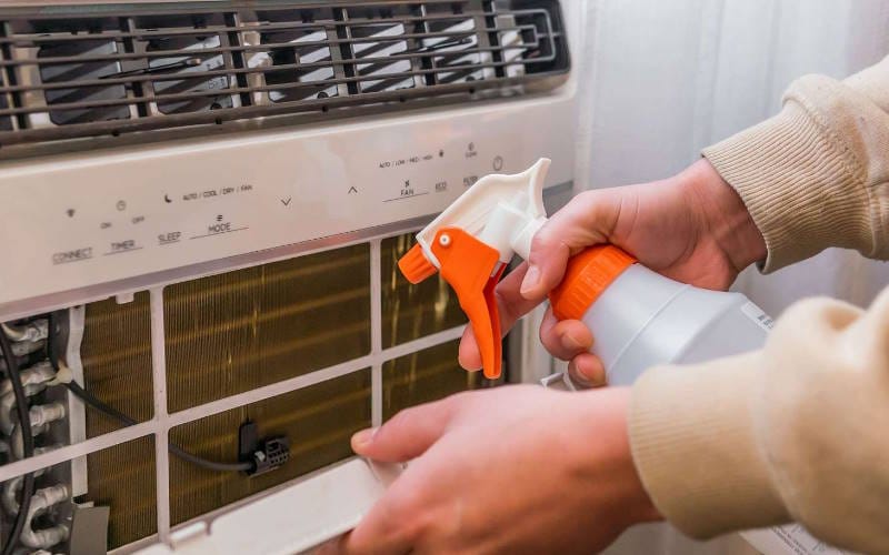 تمیز کردن و پاک کردن زردی بدنه کولر گازی