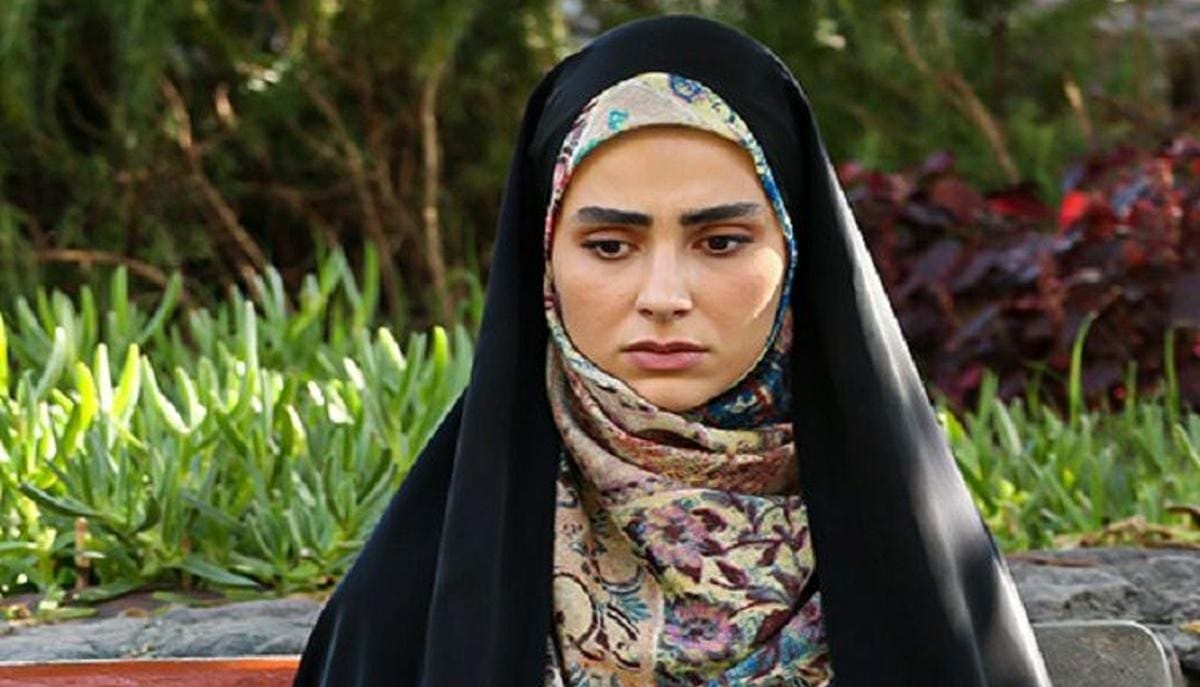 بیوگرافی لاله مرزبان؛ از شروع بازیگر تا شهرت و دانستنی های جالب درباره او 2 ورود به دنیای سینما