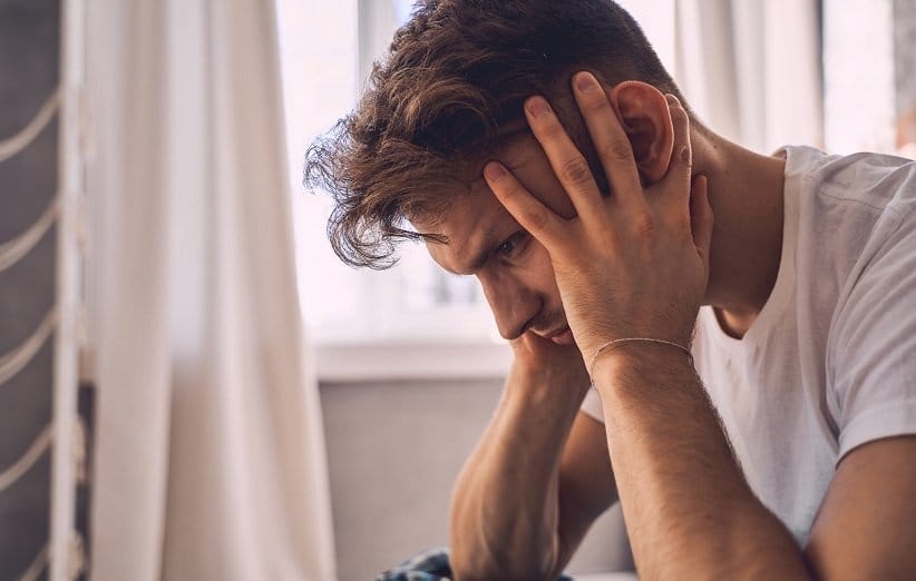 چگونه میتوان با افکار منفی مقابله کرد؟ تکنیک های رسیدن به آرامش 2 چگونه میتوان با افکار منفی مقابله کرد؟ تکنیک های رسیدن به آرامش