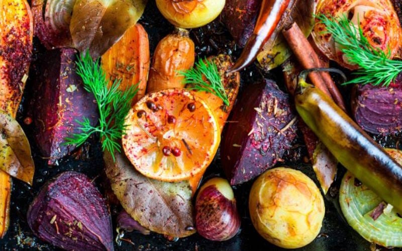 پخت با سبزیجات آب دار به جای چربی