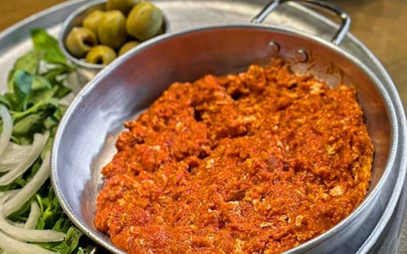 املت گوجه فرنگی
