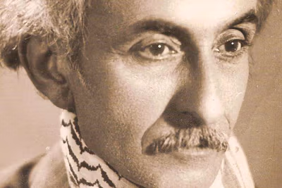 شعر شماره ۲۹ از مجموعه اشعار نیما یوشیج؛ همه شب زن هرجایی به سراغم می آمد ... 2 تفسیر این شعر