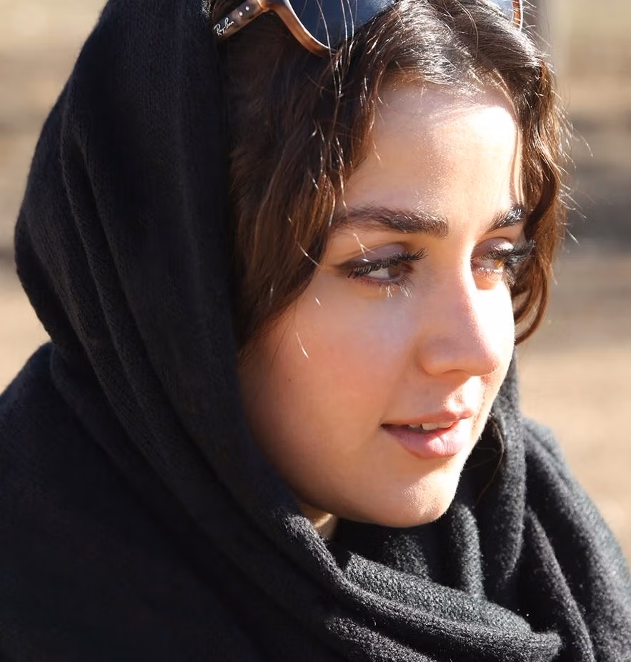 بیوگرافی افسانه پاکرو؛ درباره شروع بازیگری، معروف شدن و ازدواج و همسرش 10 دانستنی های جذاب و حقایق جالب درباره افسانه پاکرو