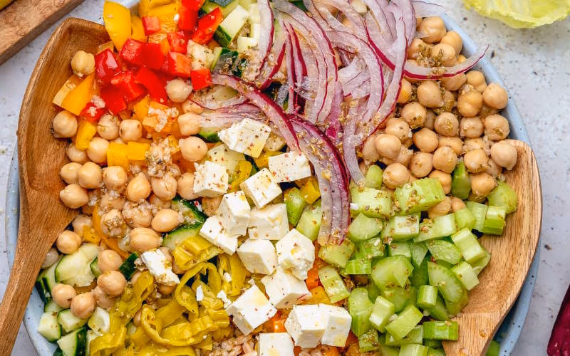 طرز تهیه سالادهای متنوع و سالم دلچسب {۱۰ سالاد سالم خوشمزه} 1 سالاد مدیترانه ای