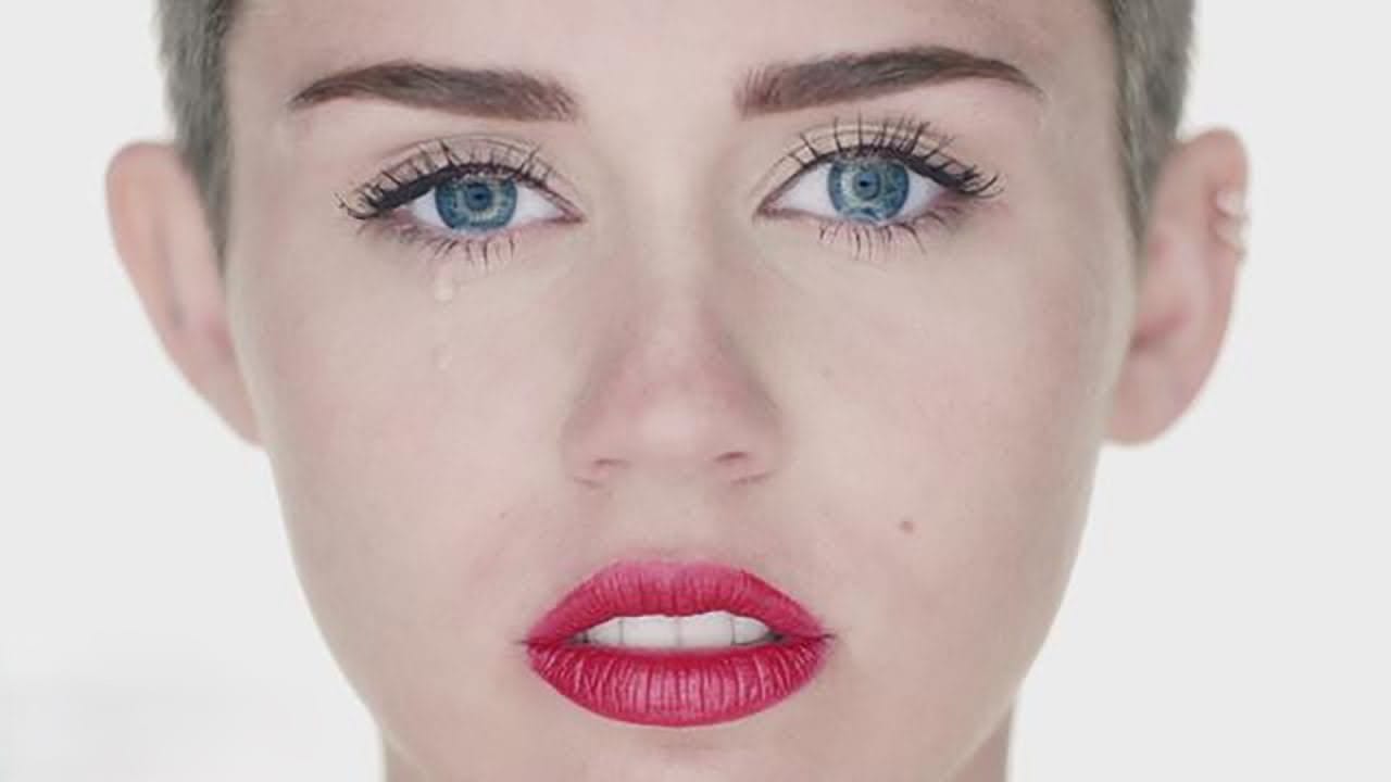 موفقیت جهانی با «Wrecking Ball»