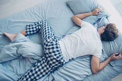 بهترین روش خوابیدن برای گودی کمر و ورزش های مفید رفع گودی کمر