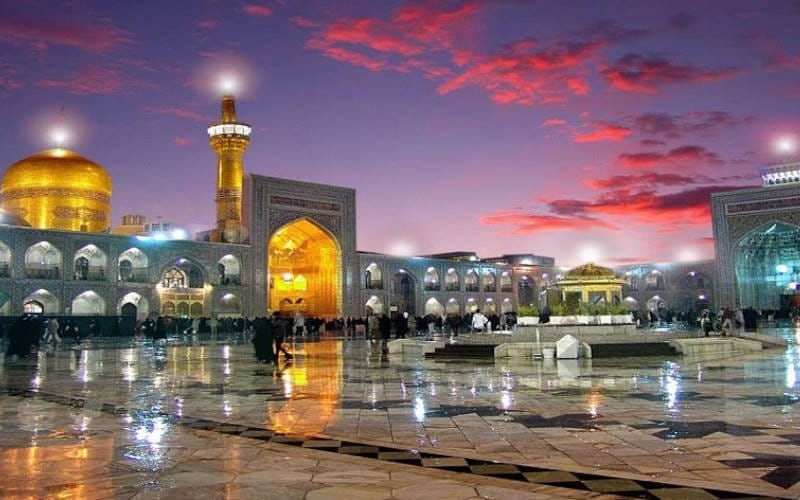 ۱۰ مکان دیدنی ایران که در فیلم ها دیده اید از تخت جمشید تا روستای ابیانه 8 حرم امام رضا (ع)