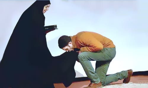 قصه بچگانه با موضوع پدر و مادر (۸ داستان آموزنده درباره والدین) 3 رضایت مادر