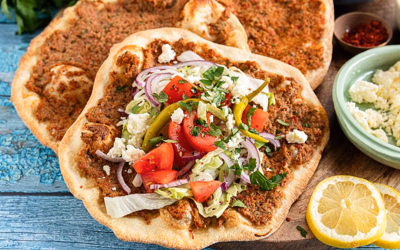 لاهماجون (Lahmacun)