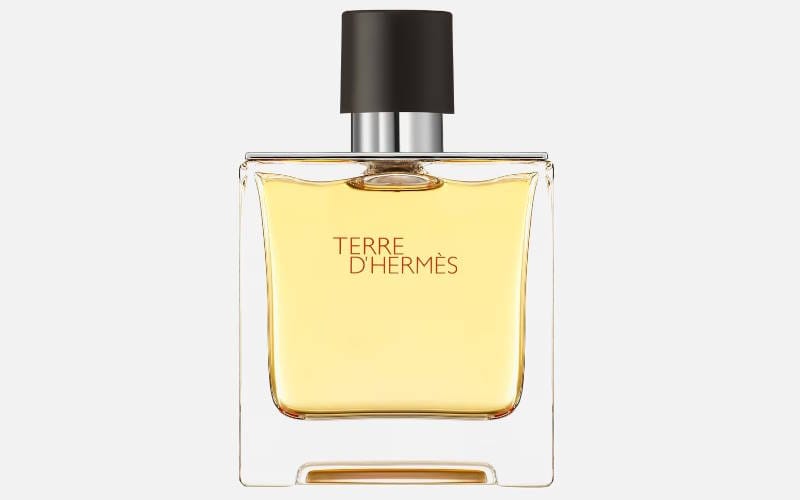 بهترین عطرهایی که می توانید بدون تست بخرید؛ برترین های بلایند بای 13 هرمس تغ هرمس (Hermès Terre d’Hermès)