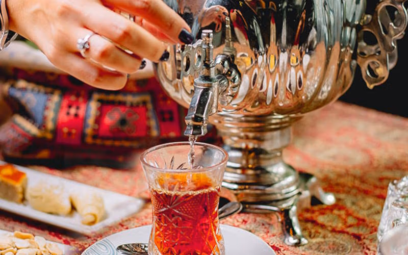 تاریخچه چای در ایران از ورود چای به کشور تا کاشت آن و تفاوت با چای خارجی 3 چای در ایران