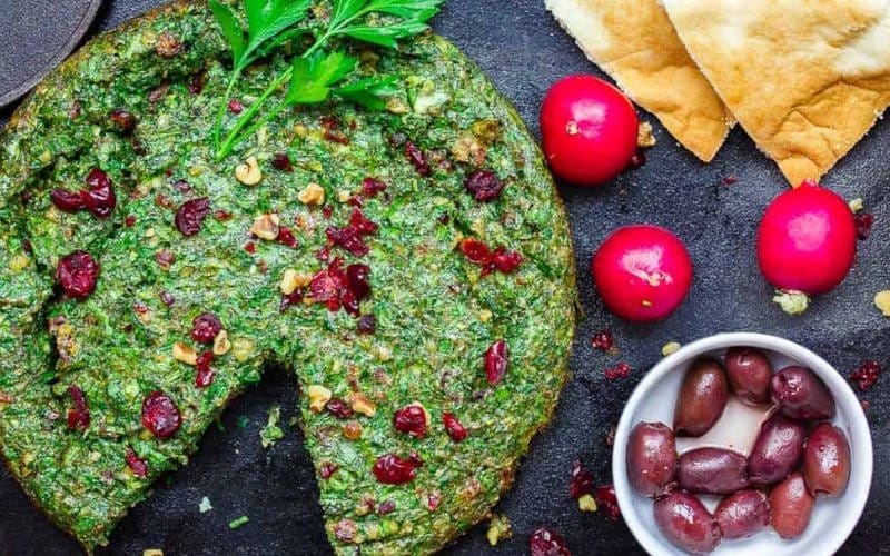 طرز تهیه انواع کوکوی محبوب و خوشمزه ایرانی (6 کوکوی بی نظیر) 1 کوکو سبزی طرز تهیه انواع کوکوی محبوب و خوشمزه ایرانی (6 کوکوی بی نظیر)