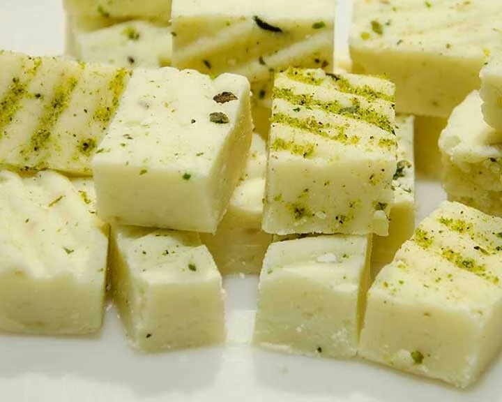 بستنی خشک | طرز تهیه، مواد لازم، ماندگاری و نگهداری بستنی خشک 1 بستنی خشک