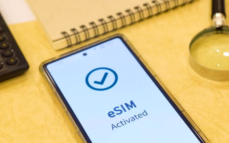سیم کارت eSIM چیست و چه امکاناتی دارد؟ انواع، مزایا و معایب آن 2 انواع سیم کارت eSIM