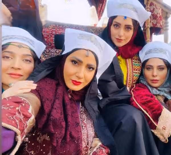 شروع حرفه‌ای با جامه‌دران