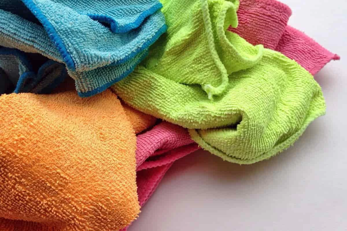 انواع پارچه های خنک و ضد چروک؛ از پارچه لینن تا شانتون و ویژگی های هر کدام