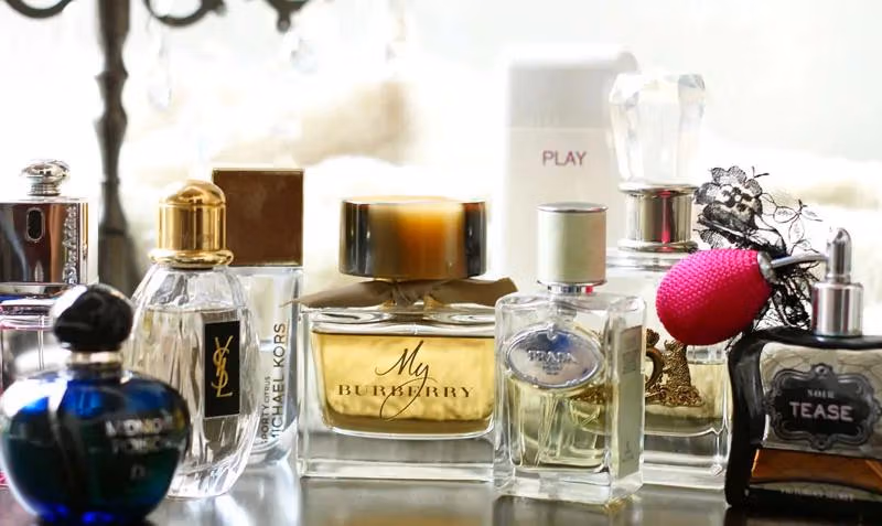 از کجا بفهمیم ماندگاری عطر بالا است؛ نکات طلایی برای افزایش ماندگاری 2 ماندگاری عطر