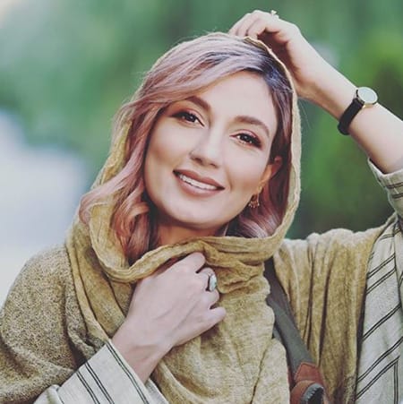 بیوگرافی حدیث میرامینی؛ فعالیت ها، زندگی خصوص و همسرش و دانستنی های جالب 8 حواس مادرم جمع است