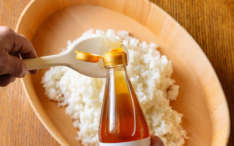 طرز تهیه انواع سرکه از میوه های مختلف؛ نکات مهم و مواد لازم 4 سرکه برنج