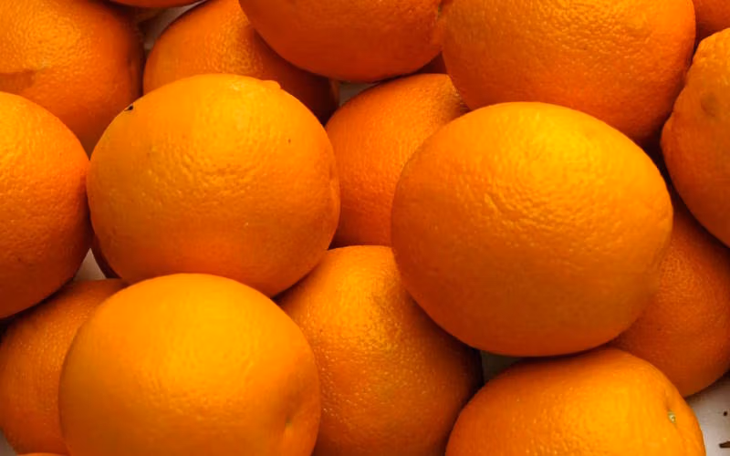 پرتقال بهترین میوه ها برای درمان و پیشگیری سرماخوردگی (لیست میوه های مفید)