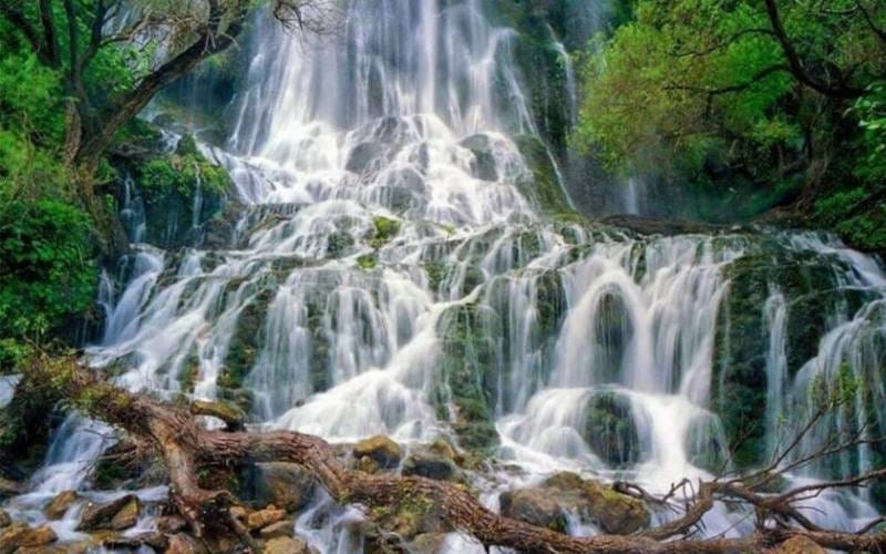 آبشار نوژیان