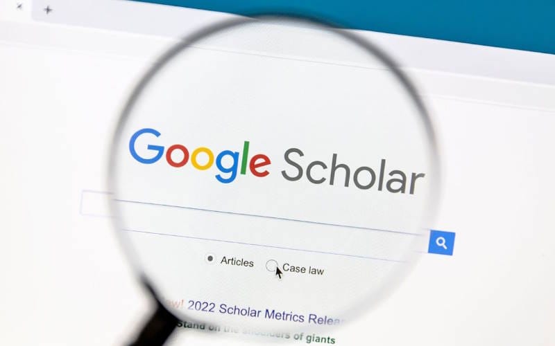 گوگل اسکولار چیست و چه کاربردی دارد؟ راهنمای استفاده 1 امکانات و قابلیت های Google Scholar