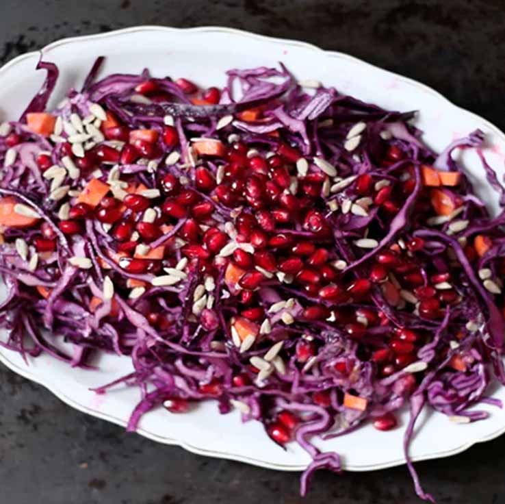 سالاد کلم بنفش با سس بالزامیک؛ آنتی‌اکسیدان قوی و کم کالری