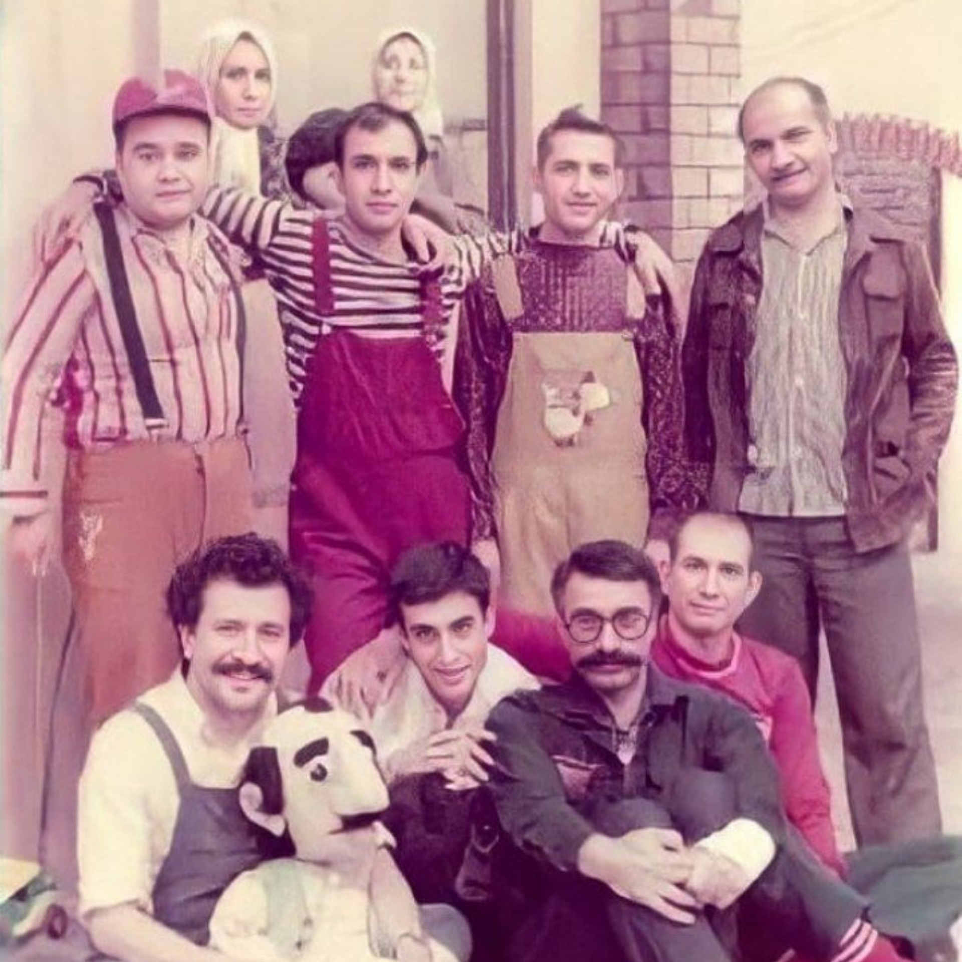 ۲۰ فیلم و سریال برتر اکبر عبدی؛ از رتبه ۲۰ تا بهترین نقش 2 20. محله برو بیا