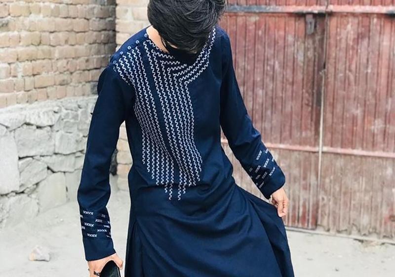 راهنمای انتخاب رنگ های لباس مردانه افغانی + جدول