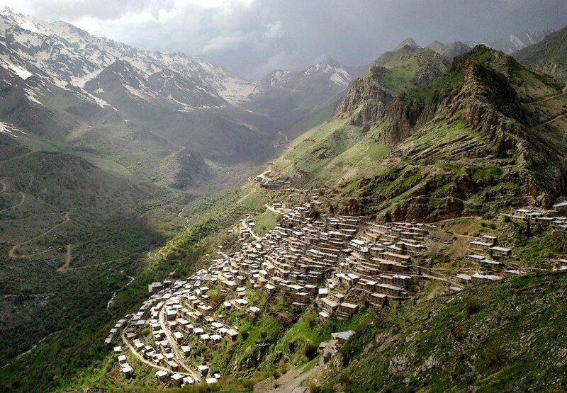  ناو؛ روستایی بر لبه دره