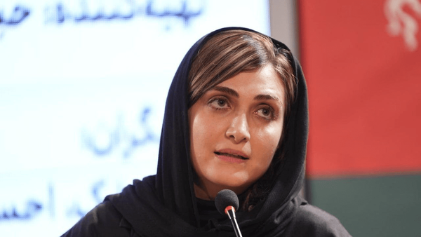 الناز ملک بازیگر ایرانی متولد سال ۱۳۷۴