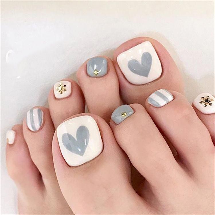 مدل پدیکور پا با جزئیات قلبی؛ ایده 15