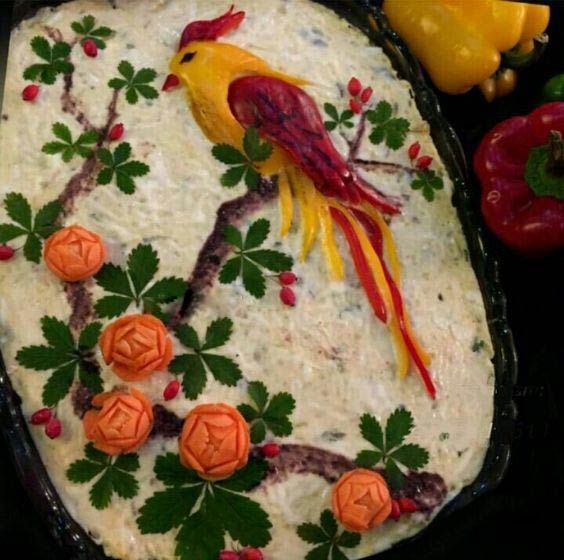 تزیین سالاد الویه؛ 100 ایده برای تولد، مدرسه و مهمانی 41 ایده تزیین سالاد الویه مجلسی با سبزیجات رنگی؛ مدل 42