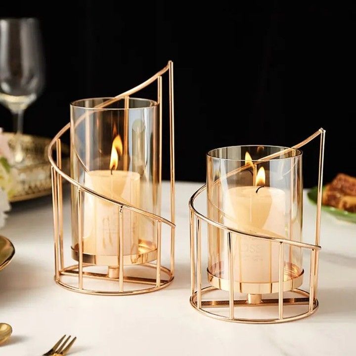 جاشمعی فلزی طلایی استوانه‌ای با محفظه شیشه‌ای