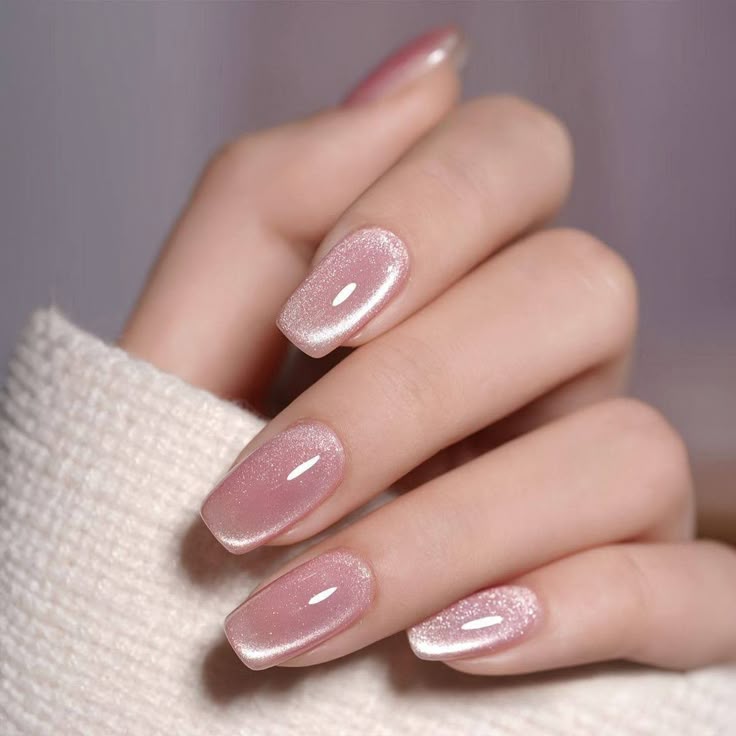 لاک ژل آیس سرامیکی برای ناخن کوتاه